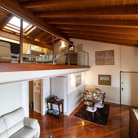 Romantic View House Apartment *